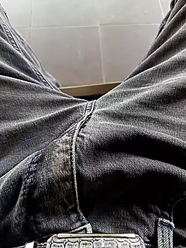 Snapshot of tyteo1010 chatting on January 2026 02:39:01 AM tyteo1010 online show from January 2026 02:39:01 AM