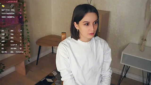 Snapshot of EliseMilby chatting on December 2025 07:26:02 AM EliseMilby online show from December 2025 07:26:02 AM