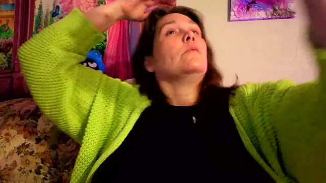 Princess  Kitty   online show from November 2025 10:58:02 PM