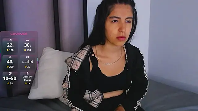 Lucy-23 online show from September 2025 04:39:02 AM