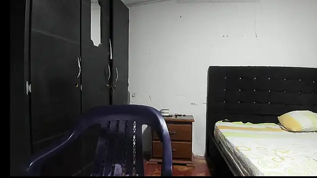 Snapshot of Ryan_xc1 chatting on November 2025 01:08:02 AM Ryan xc1 online show from November 2025 01:08:02 AM