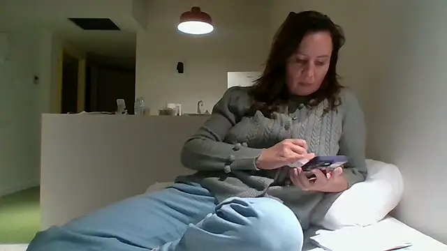 Snapshot of ALICAINWONDERLAND chatting on October 2025 08:09:02 PM ALICAINWONDERLAND online show from October 2025 08:09:02 PM