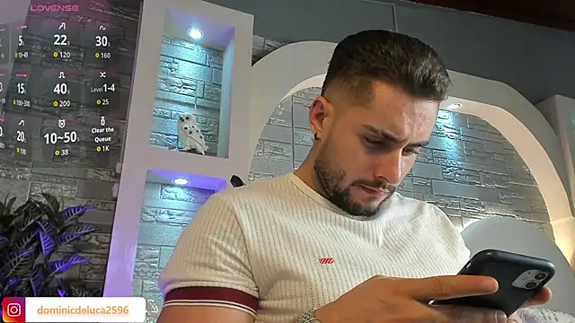 dominic de luca online show from December 2025 03:26:02 AM
