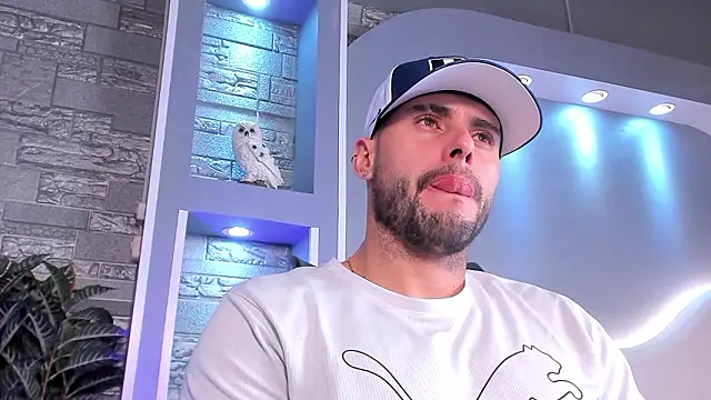 dominic de luca online show from February 2026 04:50:02 AM