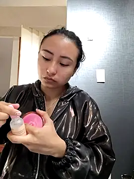 Venus Rivers online show from September 2025 01:43:02 PM