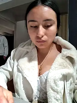 Venus Rivers online show from November 2025 01:00:02 PM