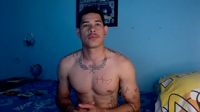 Snapshot of Jffer_sLHom chatting on March 2026 02:39:01 AM Jffer sLHom online show from March 2026 02:39:01 AM