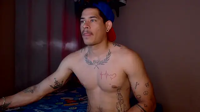 Snapshot of Jffer_sLHom chatting on April 2026 08:46:01 PM Jffer sLHom online show from April 2026 08:46:01 PM