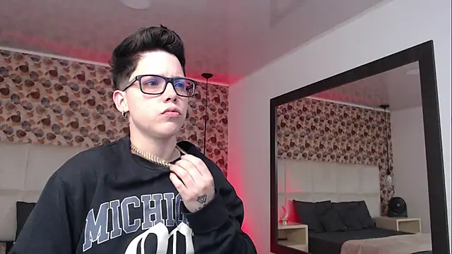 Snapshot of SpencerMontgomery chatting on September 2025 07:58:02 PM SpencerMontgomery online show from September 2025 07:58:02 PM