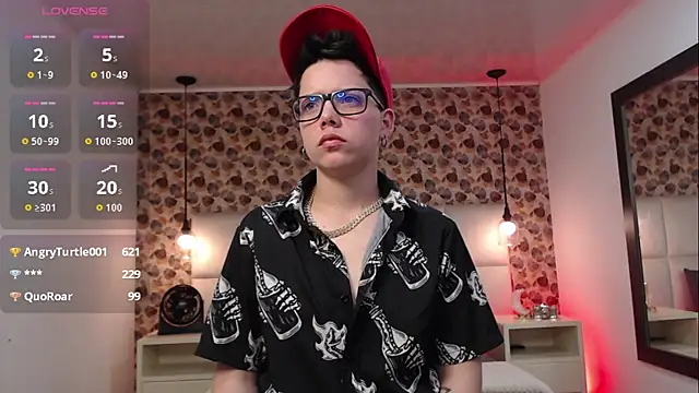 Snapshot of SpencerMontgomery chatting on September 2025 07:19:01 AM SpencerMontgomery online show from September 2025 07:19:01 AM