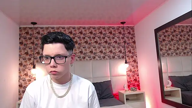 Snapshot of SpencerMontgomery chatting on September 2025 10:34:02 PM SpencerMontgomery online show from September 2025 10:34:02 PM