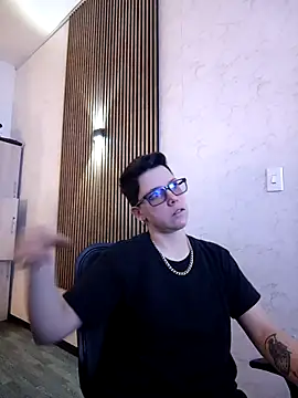 Snapshot of SpencerMontgomery chatting on November 2025 05:19:01 PM SpencerMontgomery online show from November 2025 05:19:01 PM