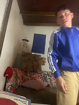 Snapshot of elfernh chatting on October 2025 10:02:01 AM elfernh online show from October 2025 10:02:01 AM