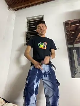 Snapshot of elfernh chatting on October 2025 09:00:02 AM elfernh online show from October 2025 09:00:02 AM