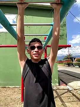 Snapshot of elfernh chatting on December 2025 02:55:01 PM elfernh online show from December 2025 02:55:01 PM