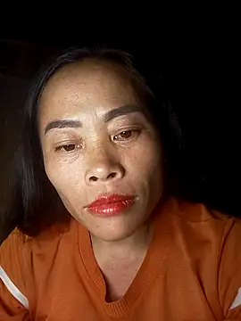 Snapshot of CoMay003 chatting on October 2025 01:21:02 PM CoMay003 online show from October 2025 01:21:02 PM