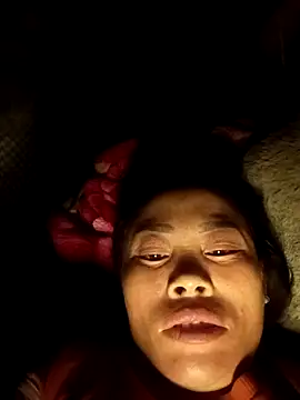 Snapshot of CoMay003 chatting on October 2025 09:44:01 PM CoMay003 online show from October 2025 09:44:01 PM