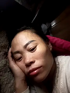 Snapshot of CoMay003 chatting on November 2025 02:06:01 AM CoMay003 online show from November 2025 02:06:01 AM