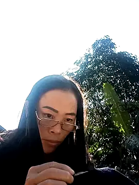 Snapshot of CoMay003 chatting on November 2025 02:44:02 AM CoMay003 online show from November 2025 02:44:02 AM