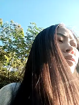 Snapshot of CoMay003 chatting on November 2025 12:36:01 AM CoMay003 online show from November 2025 12:36:01 AM