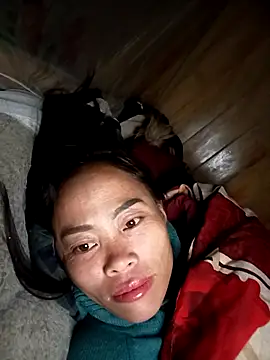 Snapshot of CoMay003 chatting on November 2025 08:46:02 PM CoMay003 online show from November 2025 08:46:02 PM