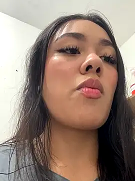 Snapshot of Mariaotalvaro chatting on October 2025 03:14:02 PM Mariaotalvaro online show from October 2025 03:14:02 PM