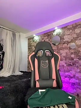 Snapshot of samiacooper25 chatting on March 2026 09:55:02 AM samiacooper25 online show from March 2026 09:55:02 AM