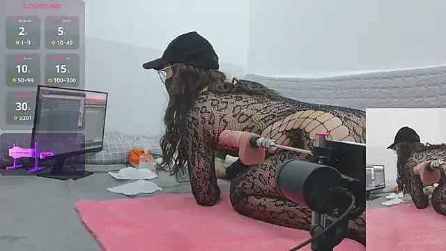 Snapshot of cd_vivi6 chatting on April 2026 01:42:02 PM cd vivi6 online show from April 2026 01:42:02 PM