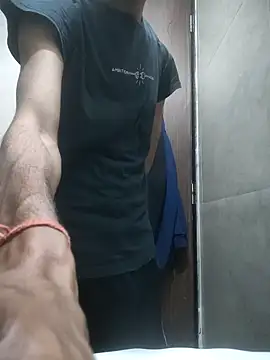 Snapshot of fckboy987 chatting on April 2026 12:42:01 PM fckboy987 online show from April 2026 12:42:01 PM