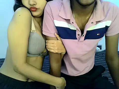 Snapshot of Giveaway_baby chatting on November 2025 09:35:02 PM Giveaway baby online show from November 2025 09:35:02 PM