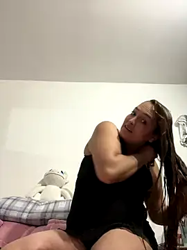 Aliizz ds online show from December 2025 11:12:01 PM