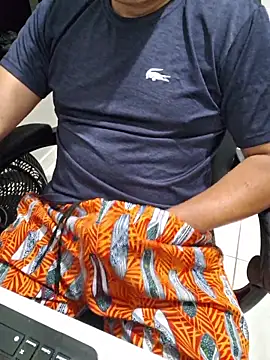 Carloskasado online show from November 2025 09:03:02 PM