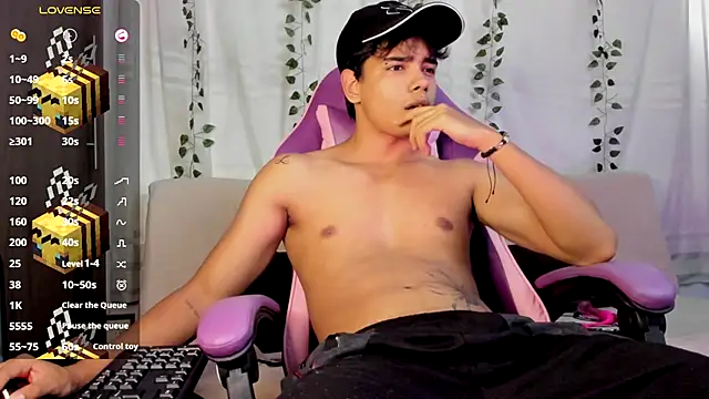 an drew18 online show from September 2025 02:40:02 PM