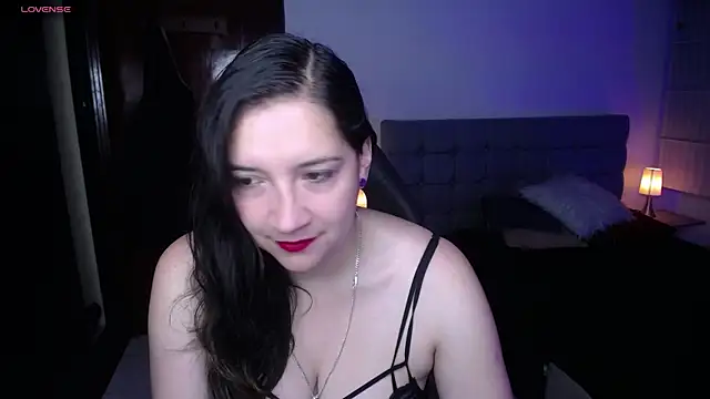 Agatha bellucci  online show from November 2025 12:27:01 PM