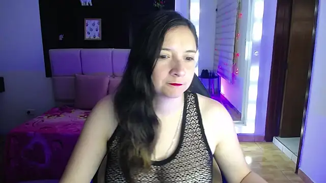 Agatha bellucci  online show from November 2025 12:51:01 PM