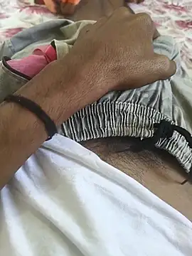 Snapshot of Bio-teacher chatting on April 2026 01:15:01 AM Bio-teacher online show from April 2026 01:15:01 AM