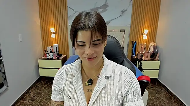 Snapshot of KAROLLJONES1 chatting on November 2025 11:27:02 PM KAROLLJONES1 online show from November 2025 11:27:02 PM