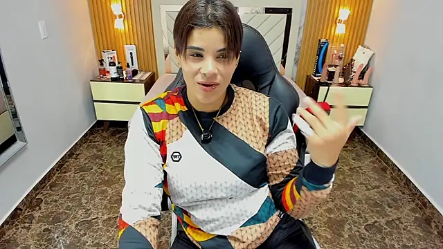 Snapshot of KAROLLJONES1 chatting on November 2025 07:46:01 PM KAROLLJONES1 online show from November 2025 07:46:01 PM