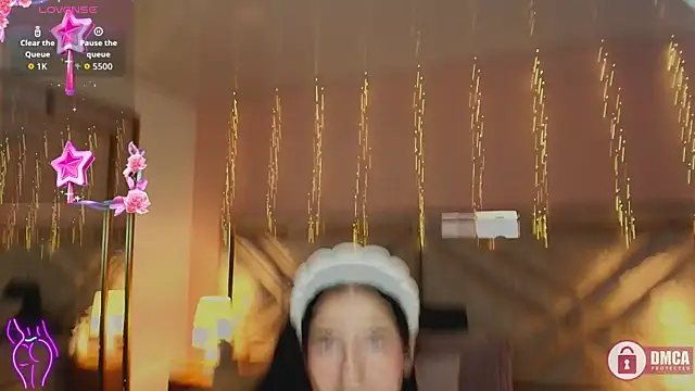 ambar lover online show from December 2025 10:03:01 PM