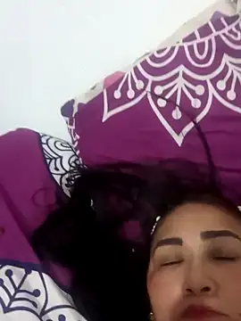 Snapshot of linda_luna29 chatting on September 2025 01:40:02 AM linda luna29 online show from September 2025 01:40:02 AM