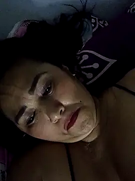 Snapshot of linda_luna29 chatting on November 2025 04:47:01 AM linda luna29 online show from November 2025 04:47:01 AM