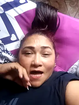 Snapshot of linda_luna29 chatting on January 2026 09:30:02 PM linda luna29 online show from January 2026 09:30:02 PM