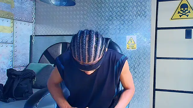 AlanCutee online show from October 2025 02:29:02 PM