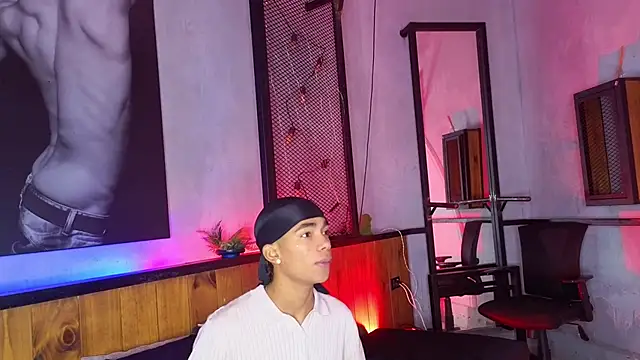 AlanCutee online show from February 2026 12:15:01 PM