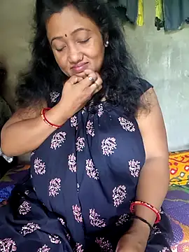 Snapshot of Cute-Swewty chatting on September 2025 08:48:01 AM Cute-Swewty online show from September 2025 08:48:01 AM