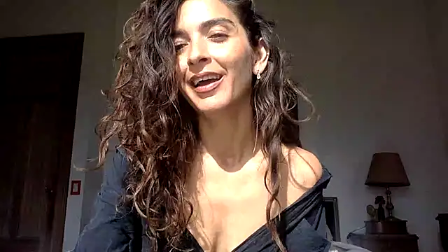 Snapshot of venuslibre chatting on April 2026 01:37:02 PM venuslibre online show from April 2026 01:37:02 PM