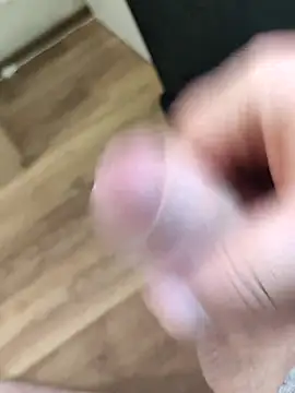 Snapshot of TobyDick13 chatting on September 2025 04:25:02 AM TobyDick13 online show from September 2025 04:25:02 AM