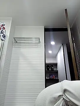 Snapshot of Esmeralda333 chatting on October 2025 08:15:01 PM Esmeralda333 online show from October 2025 08:15:01 PM