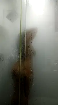 Snapshot of Esmeralda333 chatting on December 2025 01:04:02 PM Esmeralda333 online show from December 2025 01:04:02 PM