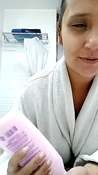 Snapshot of Esmeralda333 chatting on January 2026 02:55:02 PM Esmeralda333 online show from January 2026 02:55:02 PM